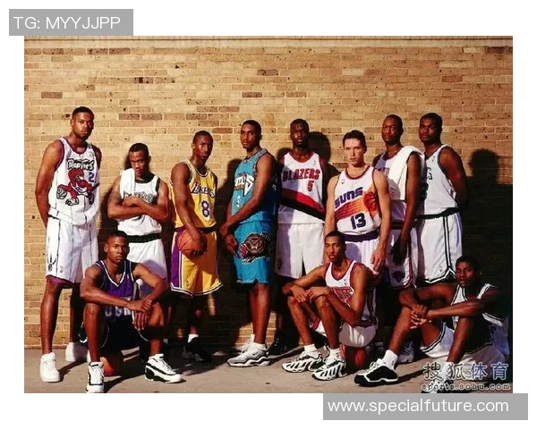 足球球星纹身贴独特风格探索 带你走进运动与艺术的完美结合 足球球星纹身贴独特风格探索 带你走进运动与艺术的完美结合